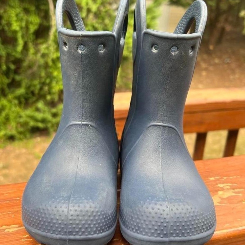 Crocs Toddler 9 Handle It Rain Boot Navy Blue Unisex Waterproof Boots